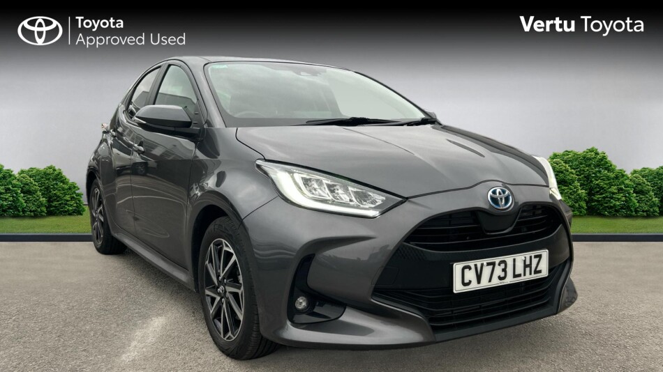 Toyota Yaris 1.5 Hybrid Design 5dr CVT Hybrid Hatchback